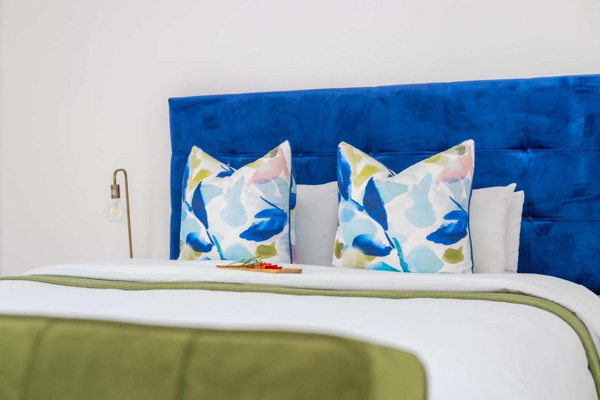 The Yellow Door Guesthouse East London Ngoại thất bức ảnh