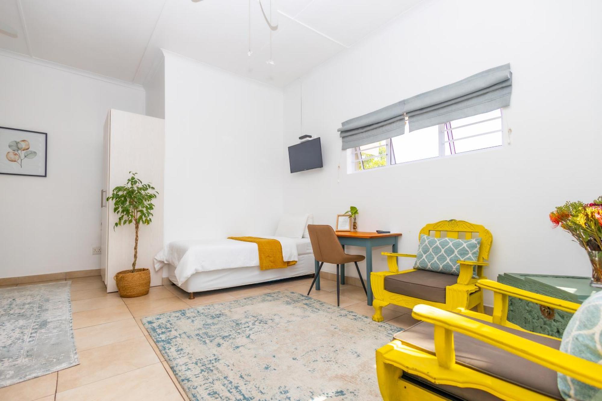 The Yellow Door Guesthouse East London Phòng bức ảnh