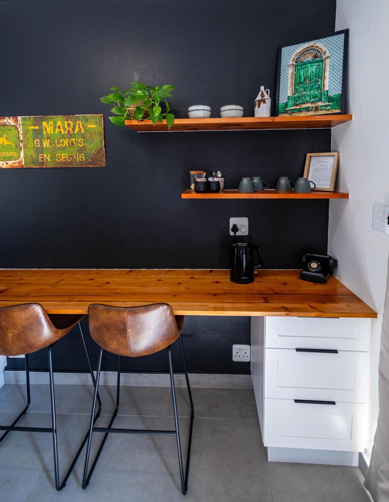 The Yellow Door Guesthouse East London Ngoại thất bức ảnh